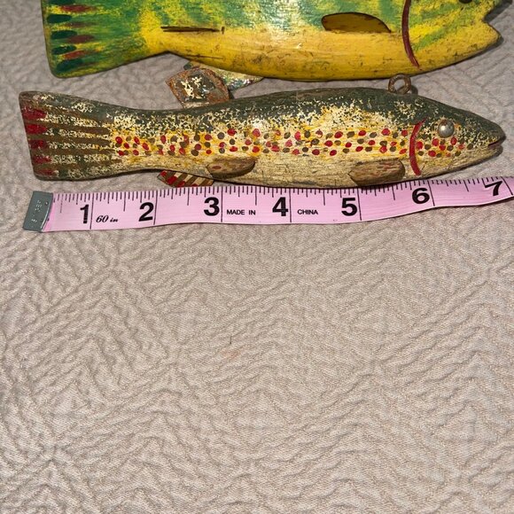 Vintage Folk Art Fishing Decoys Collectible Decor Set of 5 - Picture 9 of 14